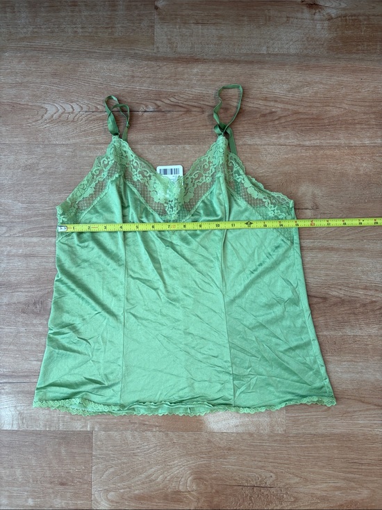 Vintage Tops - Y2K Green Lace-Trim Camisole Top